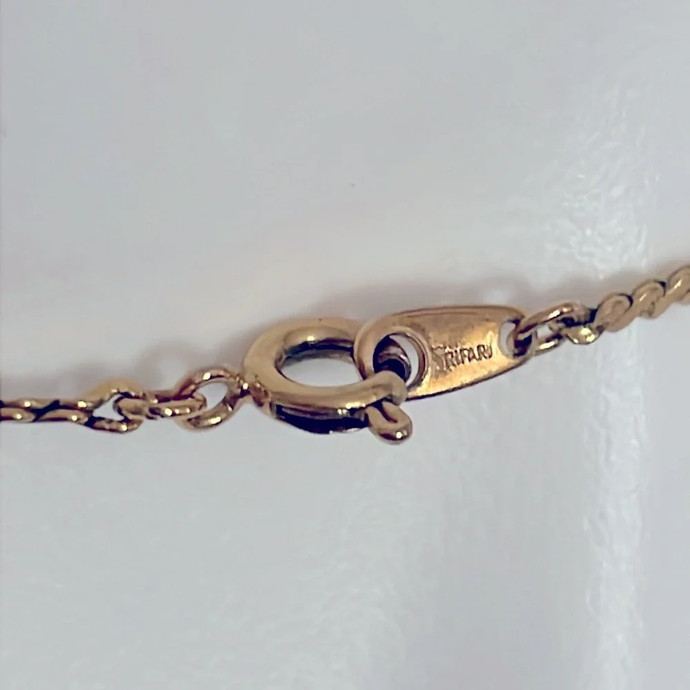 Vintage Trifari gold tone Necklace